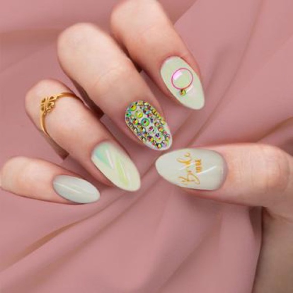 Bachelorette “I said yes” Nail Set